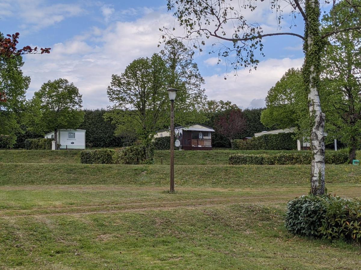 Camping De Ladignac Le Long Bel Air Экстерьер фото